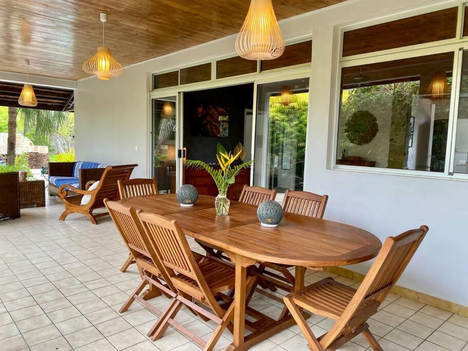 Villa Hoama Lodge Moorea Teavaro Exterior photo